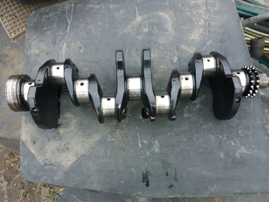 Коленвал Ваз 2103.