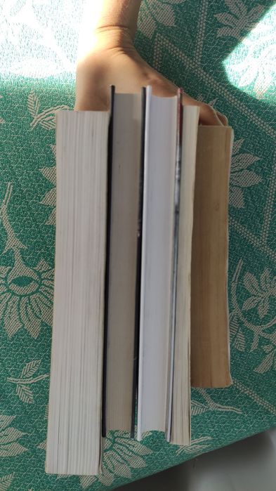 5 книг за 300грн