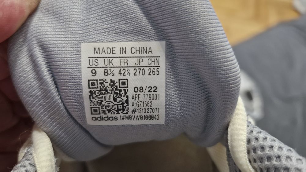 Кросівки Adidas Responce CL.Розмір 42.5