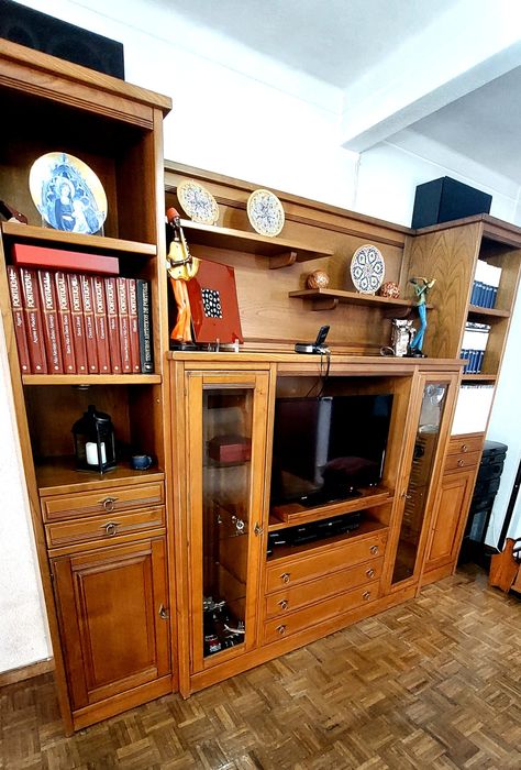 Móvel sala em madeira maciça de cerejeira