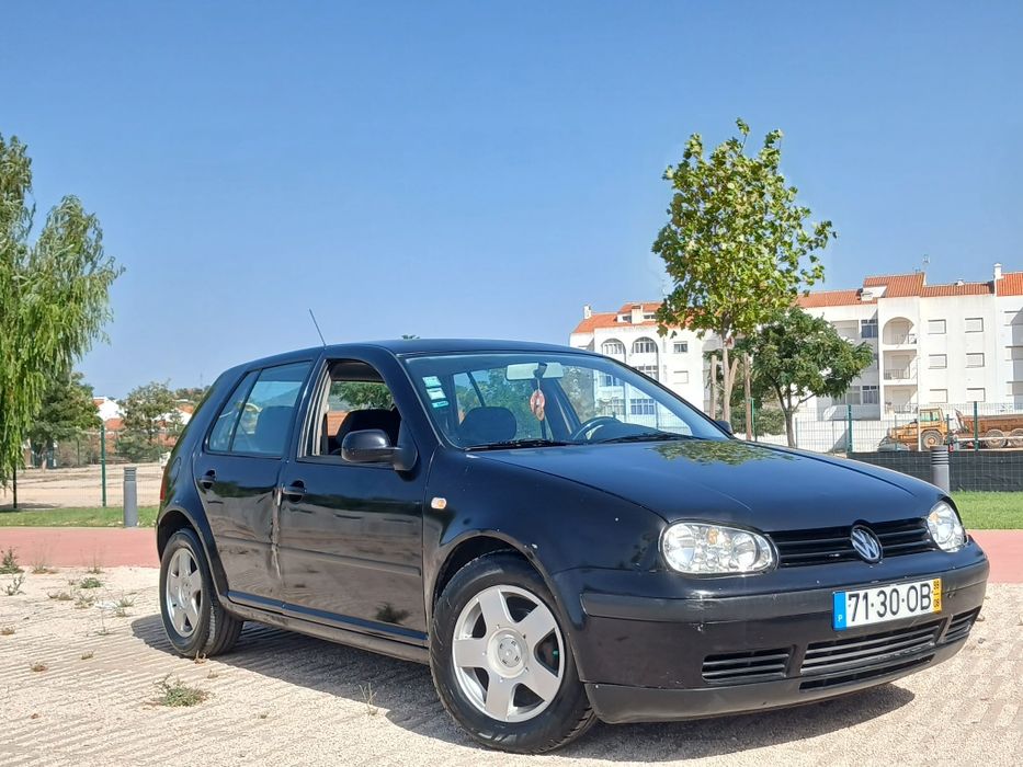 Oportunidade VW Golf 1.4 gasolina em excelente estado