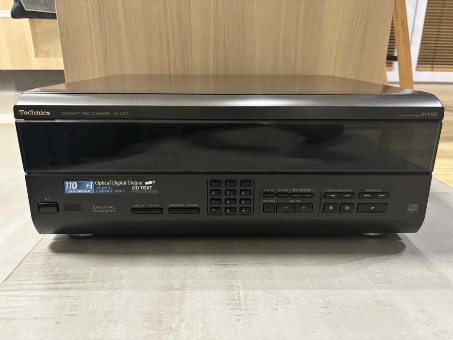 Zmieniarka CD Technics SL-MC7
