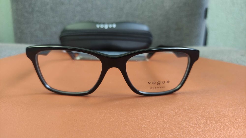 Okulary / oprawy VOGUE 2787 (kolor W44)