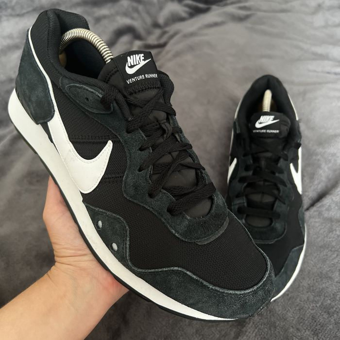 Чоловічі кросівки Nike venture runner. P. 44,5. Хороший стан!!!
