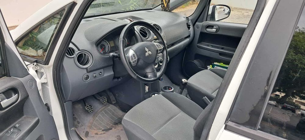 Mitsubishi Colt 1.3 - ClearTec gasolina