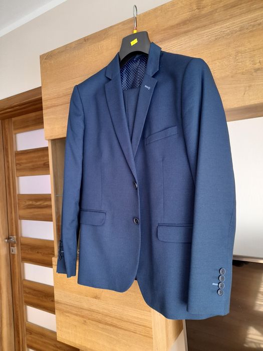 Garnitur granatowy - prawie nowy