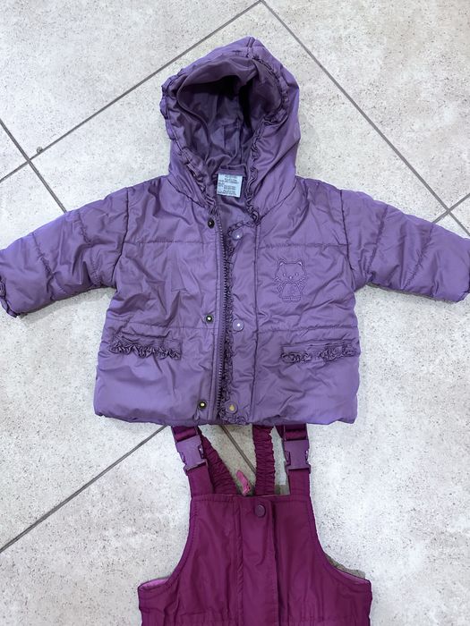 Куртки на дівчинку