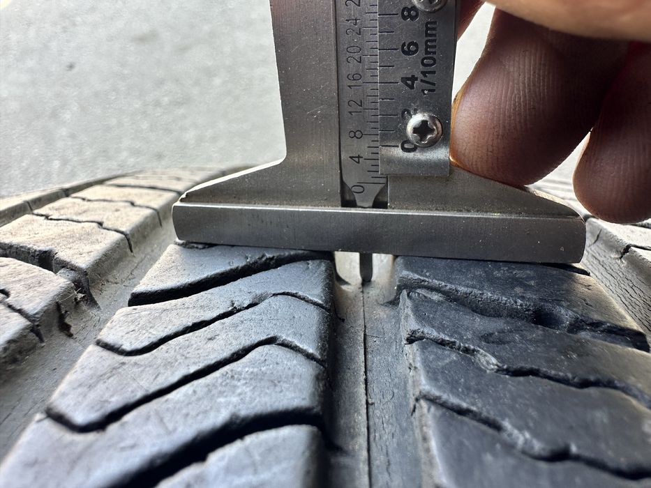 Шини 225 60 17 99T Michelin Defender XT пара