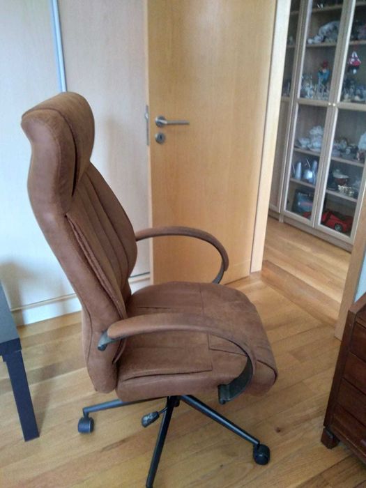 Cadeira de Secretária64409548998785122