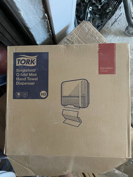 Tork dozownik do ręczników w składce mini, biały, H3