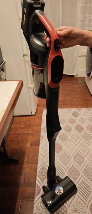 Aspirador Vertical Bosh Unlimited 10 Pro Animal