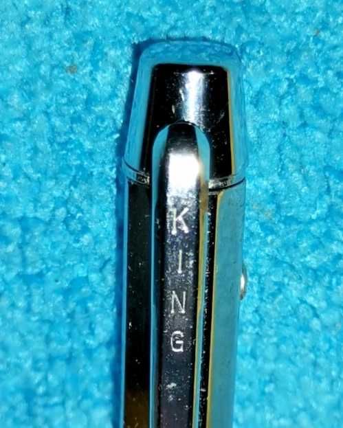 Caneta Esferográfica Multicor Cromada /Mecanismo Deslizante - "KING"