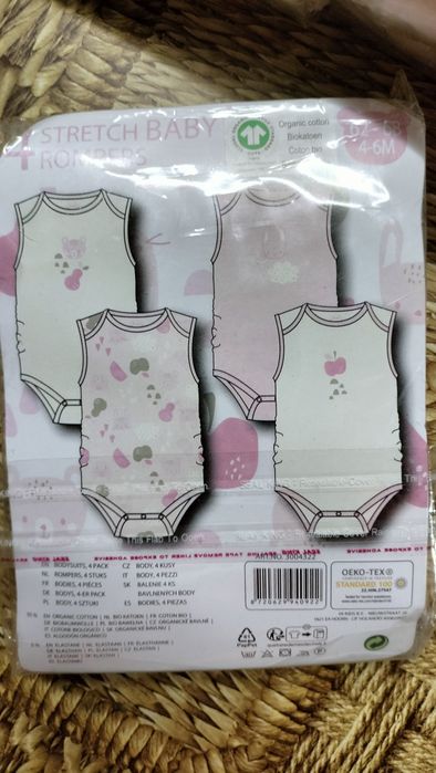 Body dziecięce nowe 4 paki