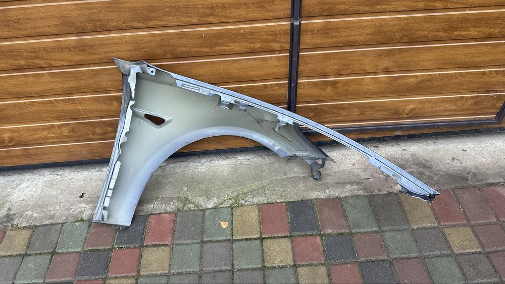 Крило переднє ліве tesla model 3