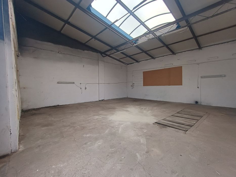 Hala Nowiny 110 m2
