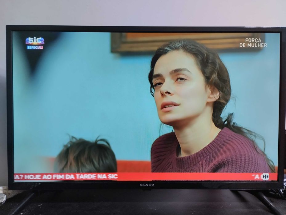 Tv lcd Silver 32 polegadas