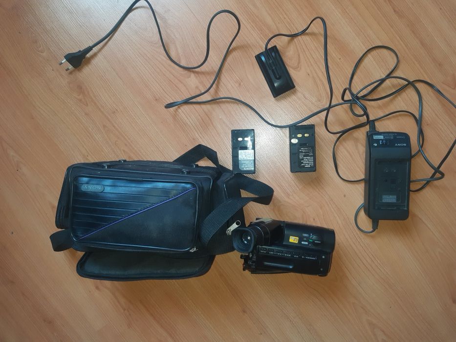 Відеокамера Soniв в комплекте