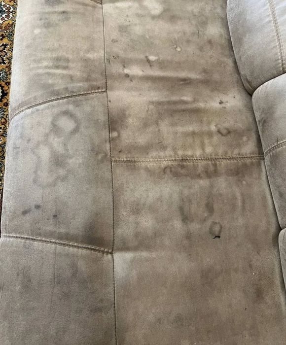 Професійна хімчистка м'яких меблів — Chysto King
​Заголовок для OLX: Х