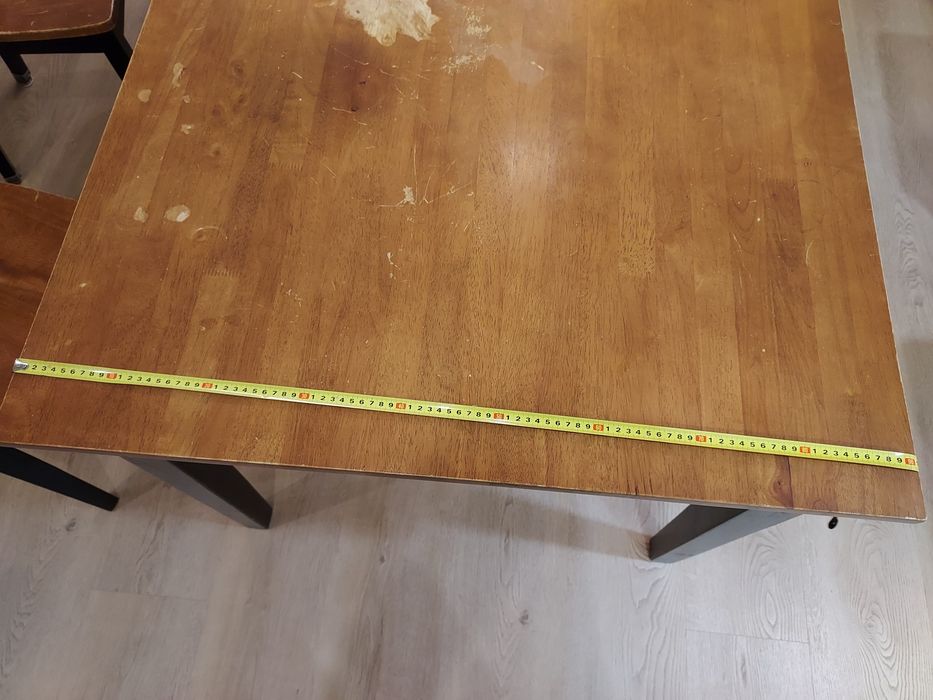 Mesa com 4 cadeiras 122*91cm