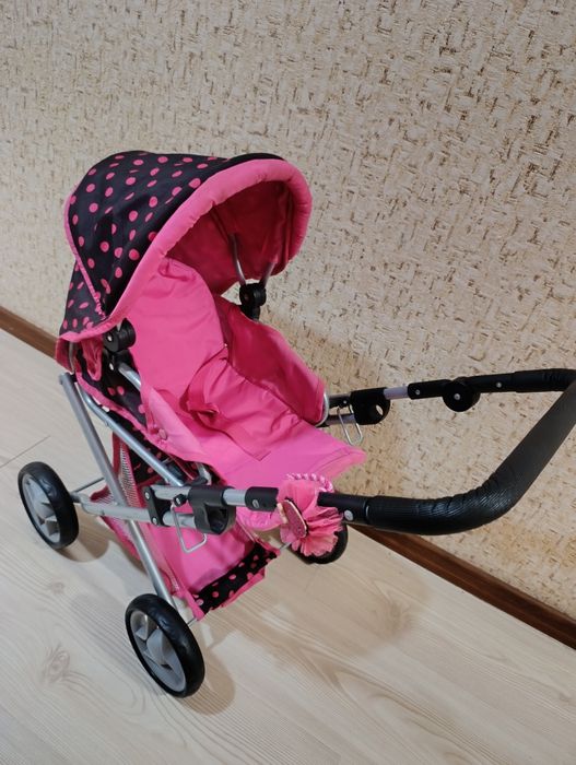 Візочок для ляльки