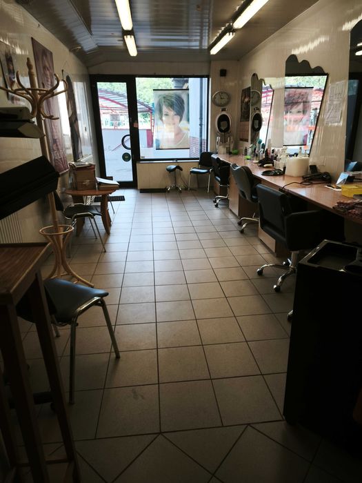 Wynajmę salon fryzjerski
