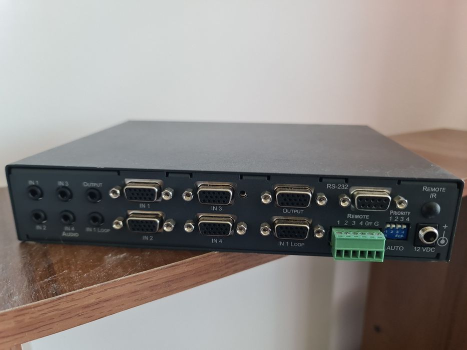 Kramer VP-411DS 4x1 Automatic UXGA/Audio Switcher