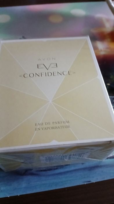Nowe perfumy damskie Avon Eve confidence50 ml