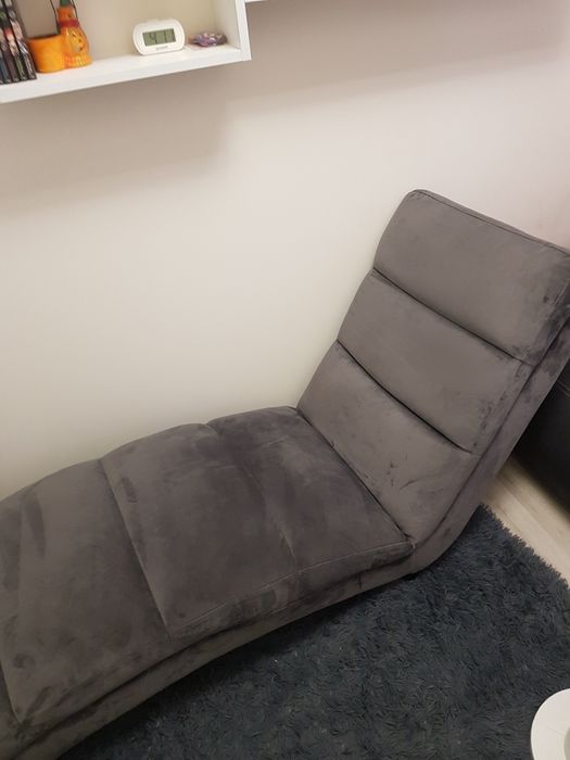 Leżanka tapicerowana