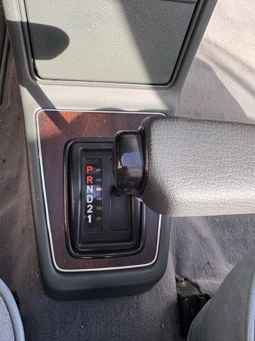 Mazda 929 coupe mazda 323 sedan automat