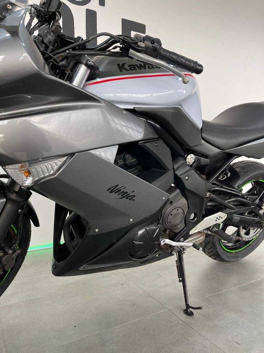 Мотоцикл Kawasaki Ninja 400R