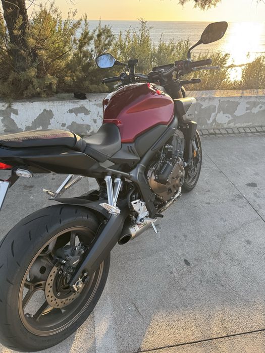 Honda CB650R Akrapovic