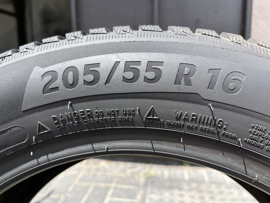 Шини 205/55 R16 Michelin Alpin5 4 зимові гуми стан близький до нових