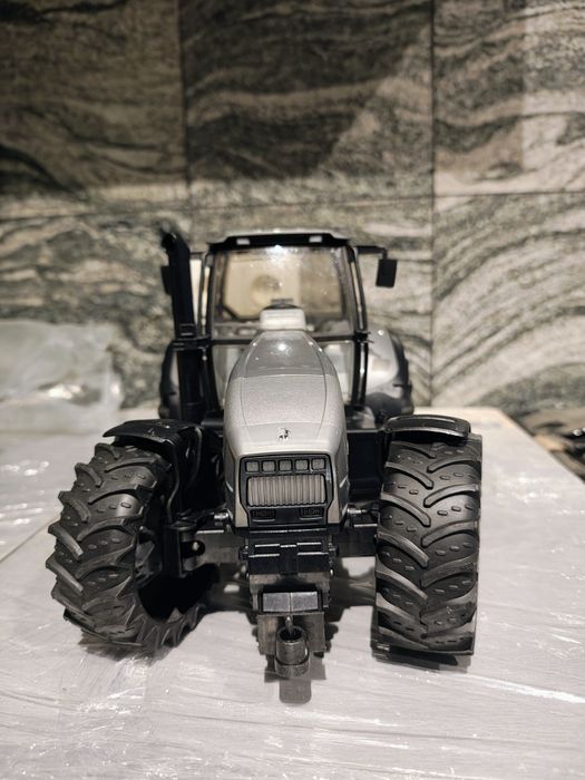 Bruder traktor lamborghini