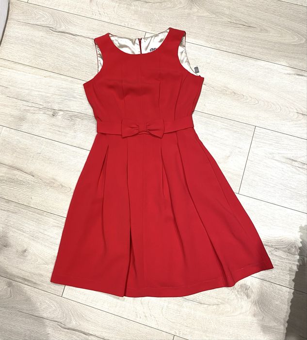 Sukienki rozne rozmiar M