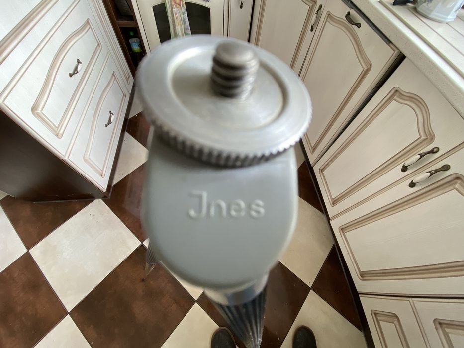 Statyw do aparatu Jnes