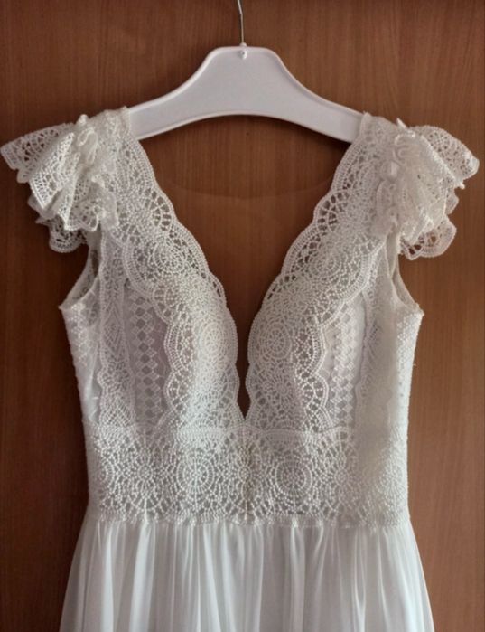 Suknia ślubna w stylu Boho + welon i podwiązki