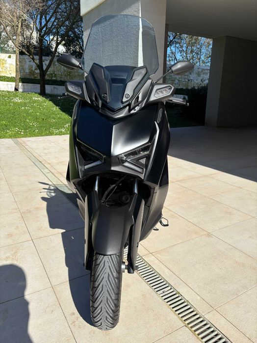 Yamaha XMAX 300 Tech MAX 2024