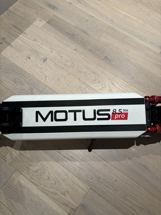 Hulajnoga Motus 8.5 pro lite