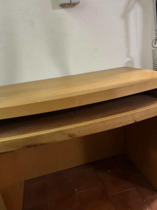 Secretaria de faia maciça