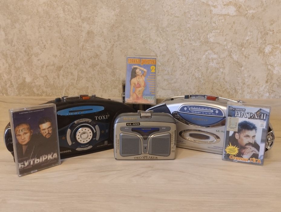 Касетні магнітофони GOLDYP GL-915 ,Toxi Tx-8200DL та плеєр