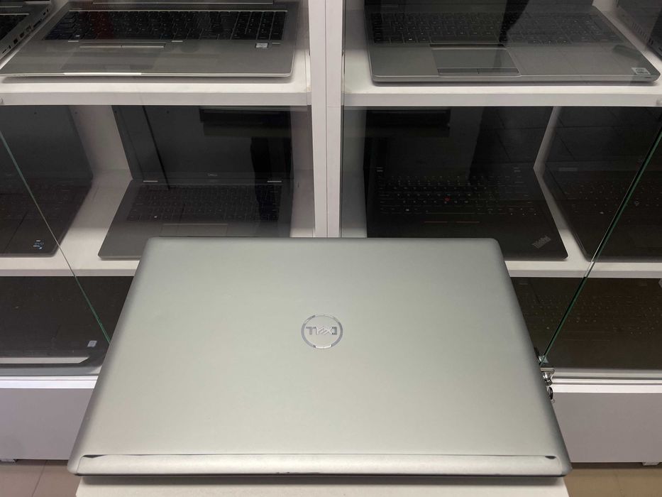МРІЯ БУХГАЛТЕРА 2 Dell Precision 7750 i7 12 ЯДЕР IPS R16 SSD Куліша 22