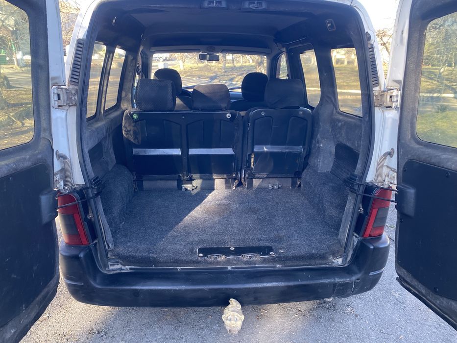 Продам пежо партнер 1.9 диз