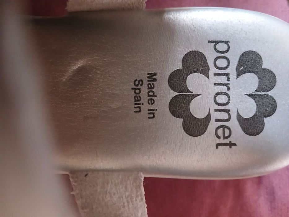 Шкіряні босоніжки