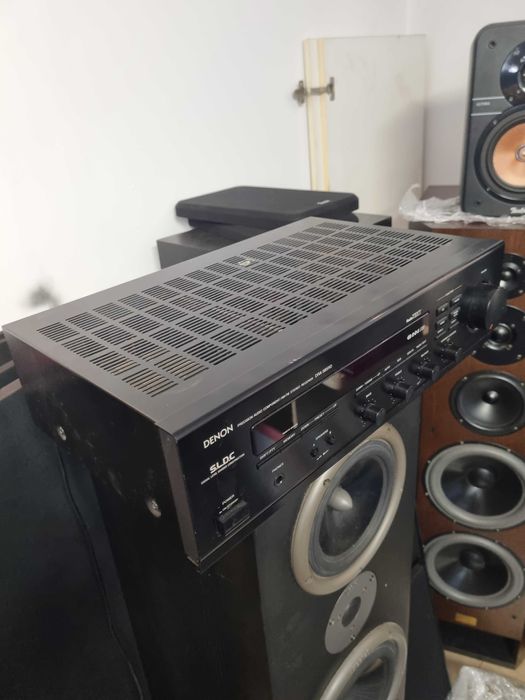 Denon DRA-585 RD amplituner
