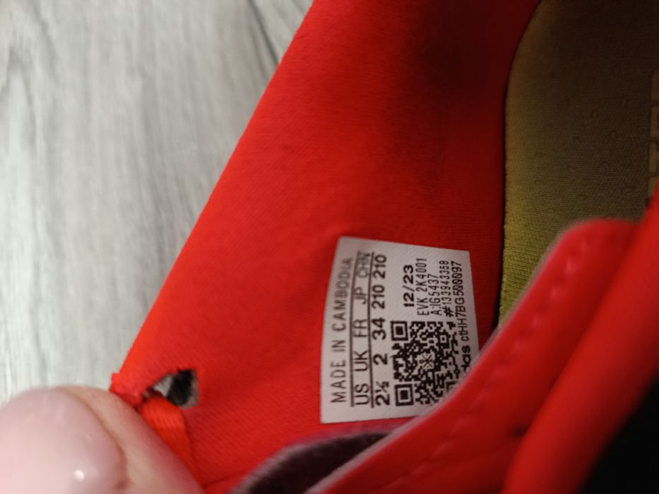 Żwirowki/korki buty do piłki nożnej 34 ADIDAS