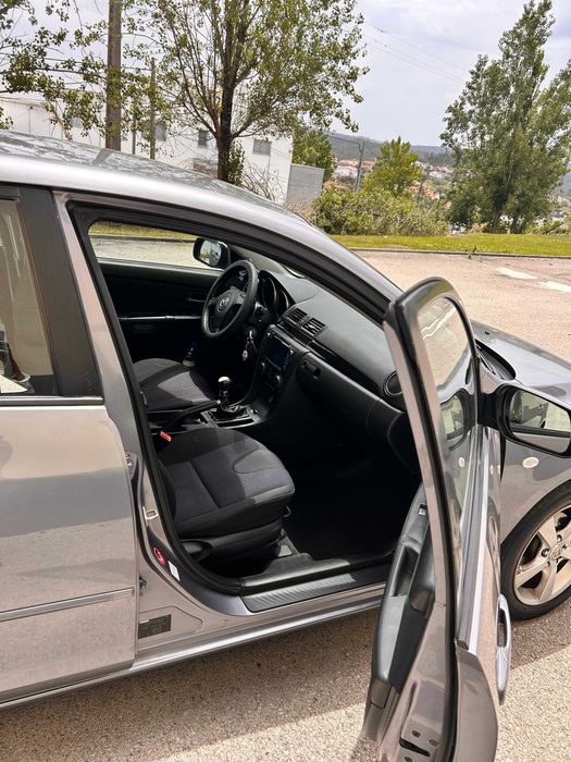 Mazda 3 Hatchback 1.6 Diesel (2005)
