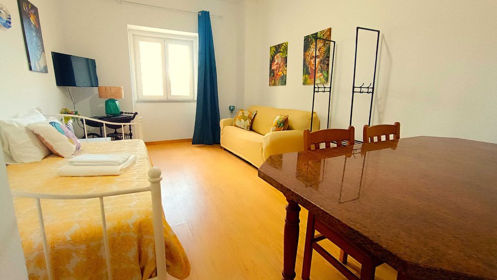 APARTAMENTO EQUIPADO NO CENTRO DO FUNDÃO