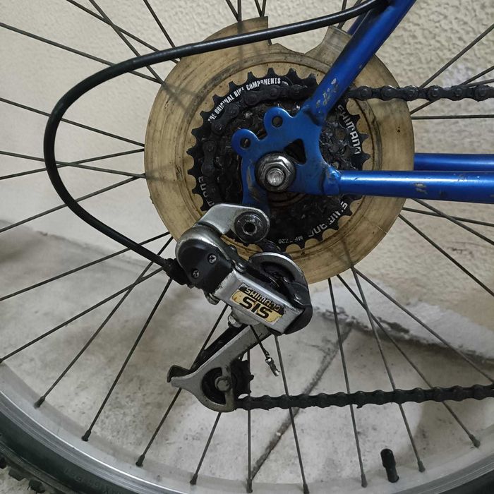 Bicicleta Montanha 26" – Shimano SIS (18)– Usada - Pronta a Usar