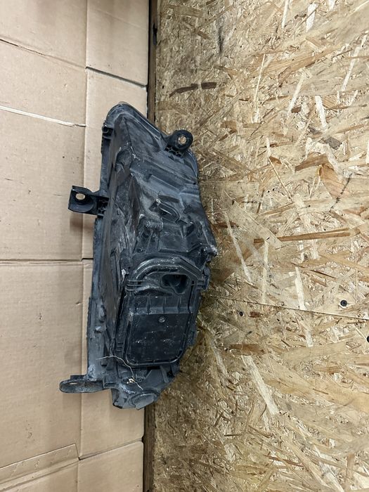 Передня права фара Audi A6 C6 Ауді А6 Ц6 2004-2008