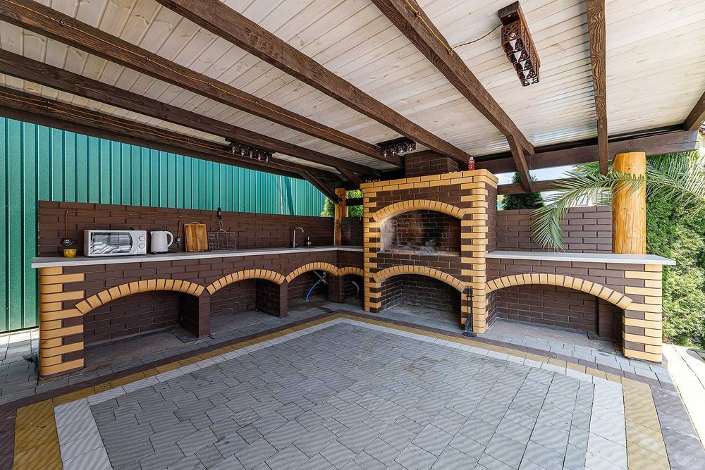 Оренда будинку подобова, особняк Львів: чан, лазня, барбекю, басейн